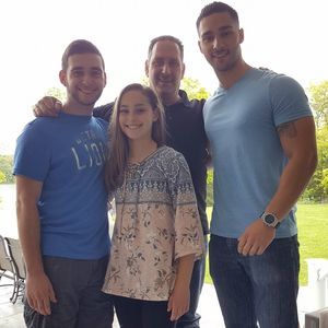 Meet your Posher, Robin